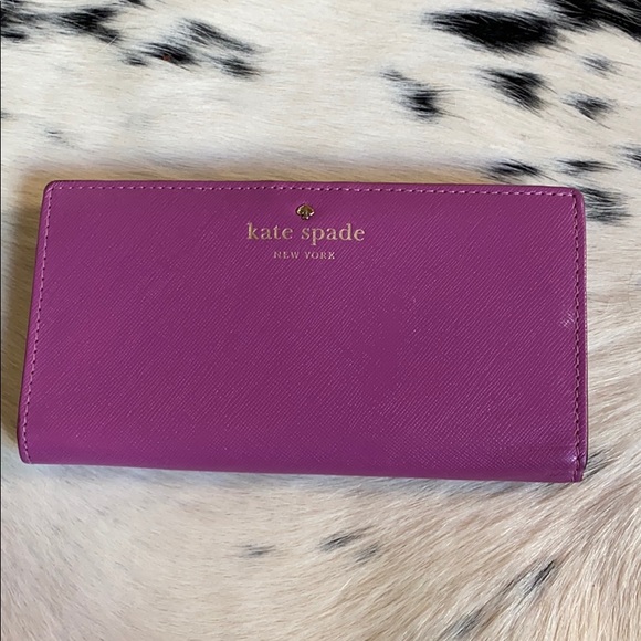 kate spade Handbags - kate spade Mikas Pond Stacy Wallet